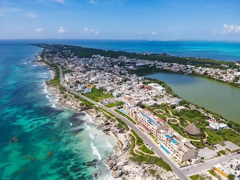 Sea-Front Villa, Isla Mujeres! Stunning Sea Views!