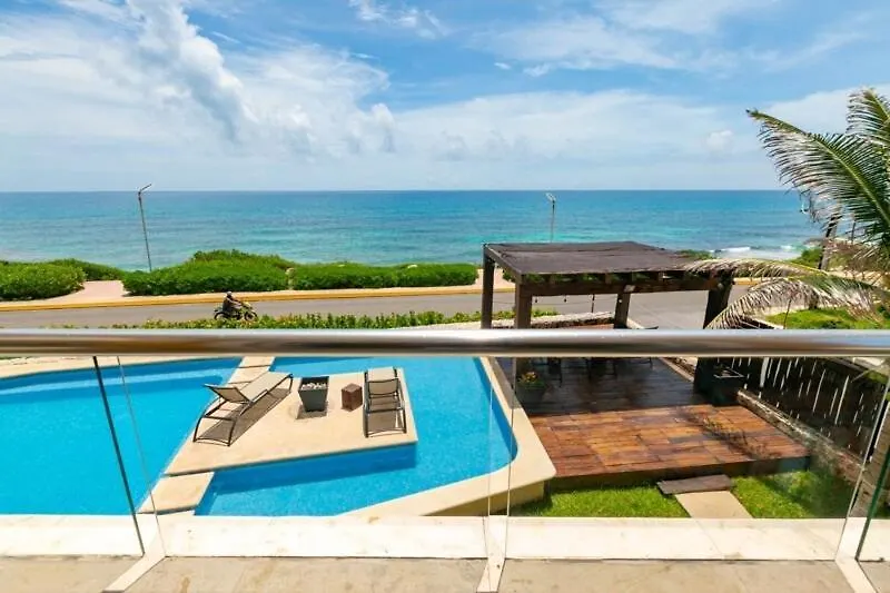 Sea-Front Villa, Isla Mujeres! Stunning Sea Views!