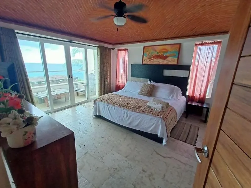 Sea-Front Villa, Isla Mujeres! Stunning Sea Views! Mexiko