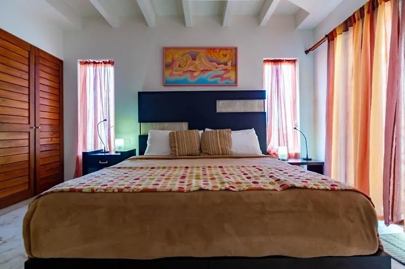 Apartment Sea-Front Villa, Isla Mujeres! Stunning Sea Views!