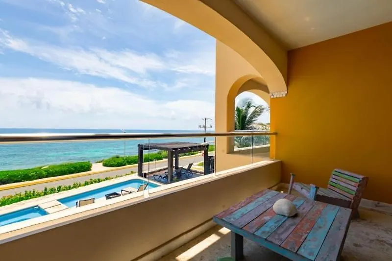 Sea-Front Villa, Isla Mujeres! Stunning Sea Views! Apartment