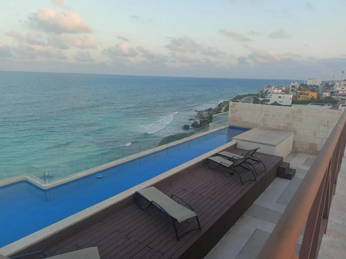 Sea-Front Villa, Isla Mujeres! Stunning Sea Views! 0*,  Mexico