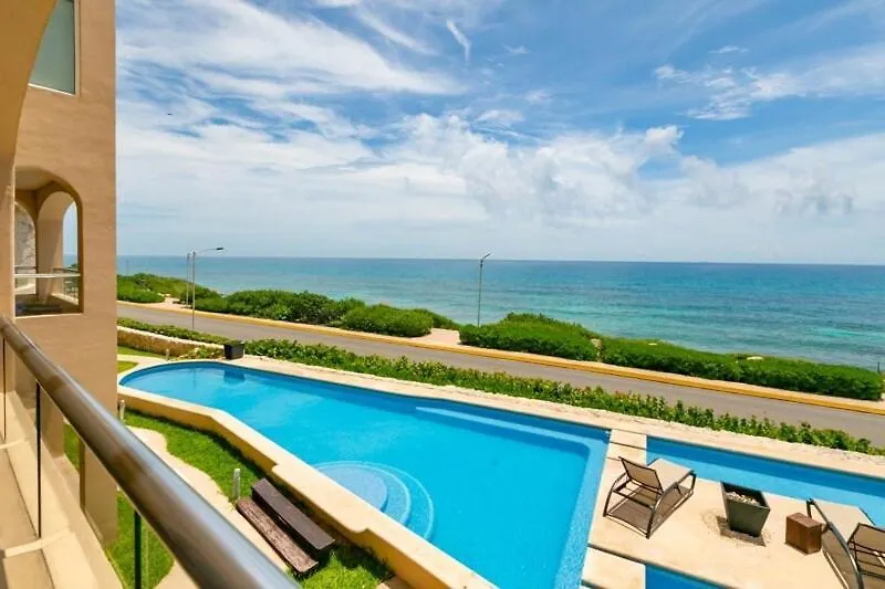 Sea-Front Villa, Isla Mujeres! Stunning Sea Views! Apartment