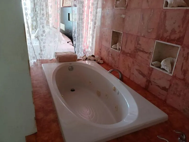Sea-Front Villa, Isla Mujeres! Stunning Sea Views! 0*,  Mexico