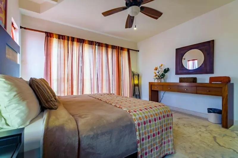 Apartment Sea-Front Villa, Isla Mujeres! Stunning Sea Views!