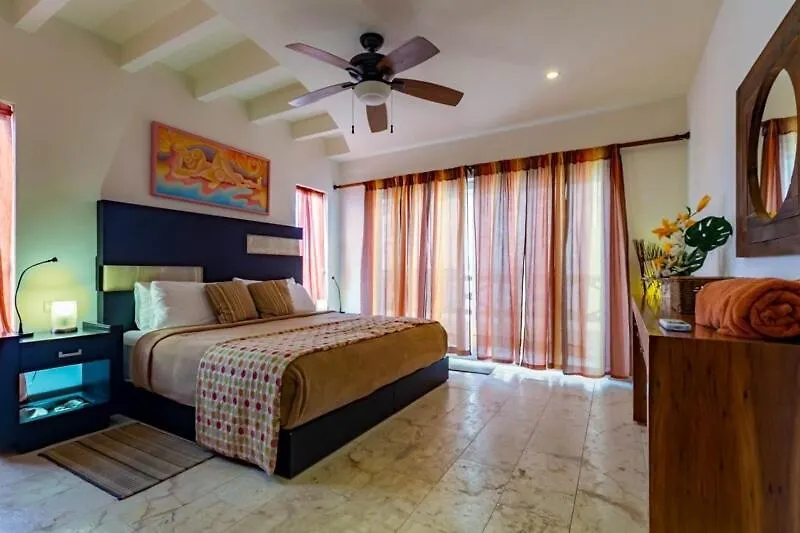 Sea-Front Villa, Isla Mujeres! Stunning Sea Views! Mexico
