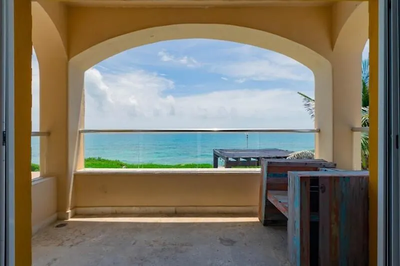 Apartment Sea-Front Villa, Isla Mujeres! Stunning Sea Views! Mexico