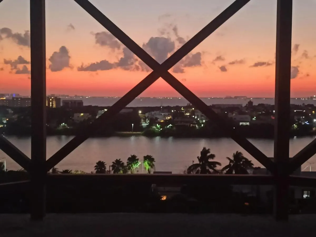 Apartment Sea-Front Villa, Isla Mujeres! Stunning Sea Views! Mexico