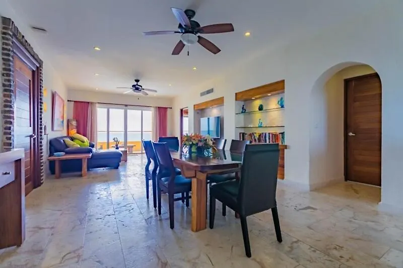 Apartment Sea-Front Villa, Isla Mujeres! Stunning Sea Views! Mexico