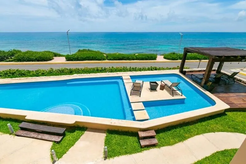 Sea-Front Villa, Isla Mujeres! Stunning Sea Views! Apartment